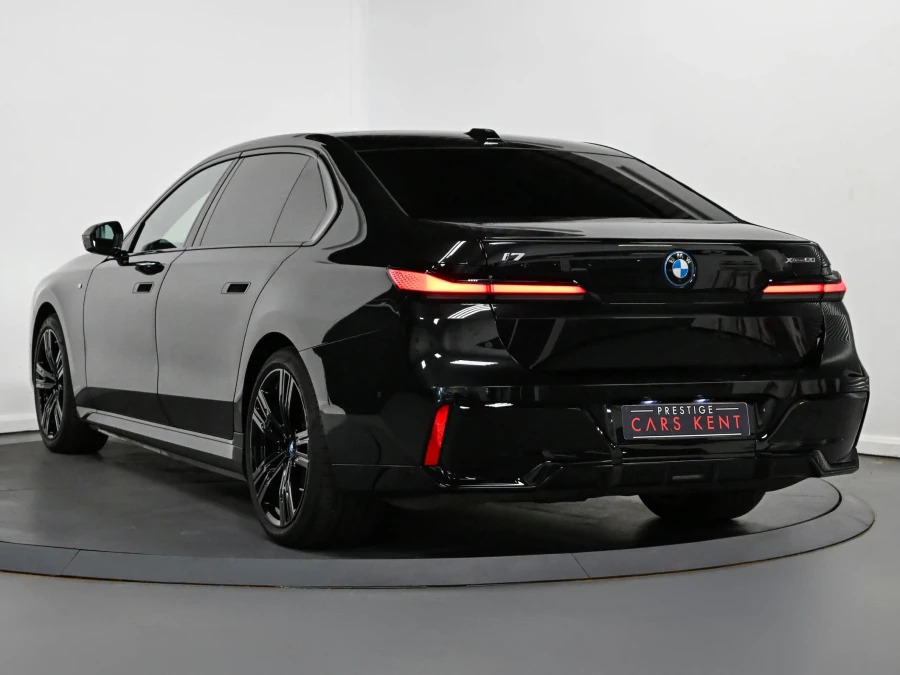 BMW i7 I7 Xdrive60 M Sport Black #3