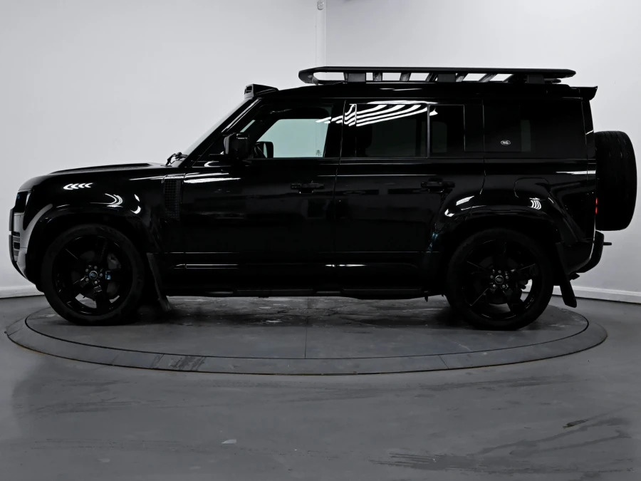Land Rover Defender 110 2.0 P400e 15.4Kwh X-dynamic Hse Suv Plu Black #4