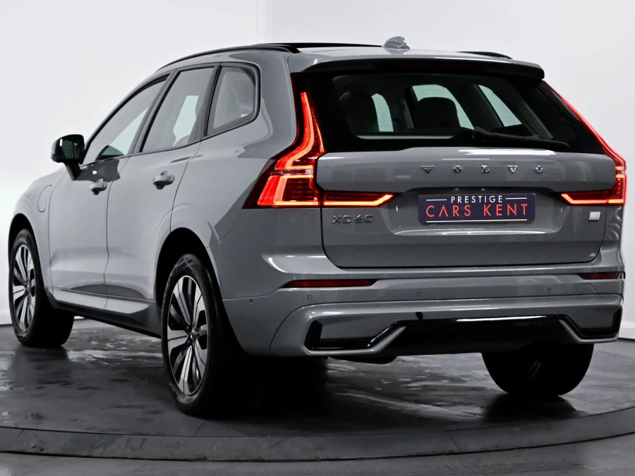 Volvo XC60 Plus Dark T6 Awd 350 Hp RJ24XTO Grey #3