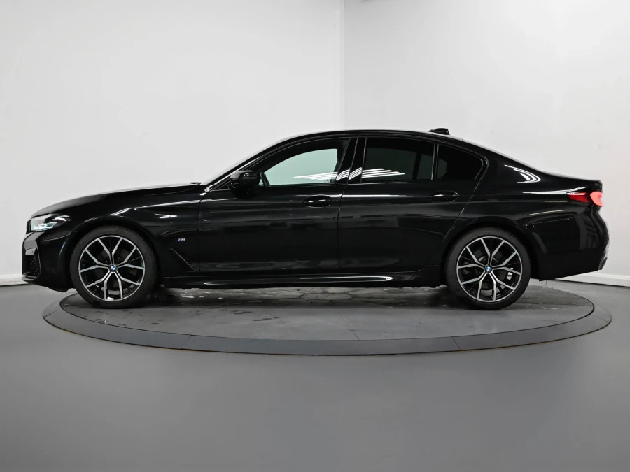BMW 5 Series 520D M Sport Saloon LA72OCC Black #4