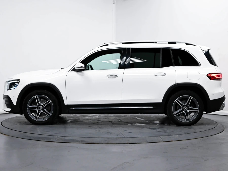 Mercedes-Benz GLB Class 2.0 Glb220d Amg Line Premium Plus Suv White #4