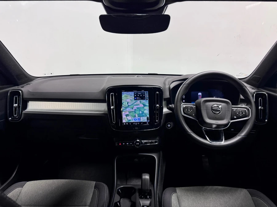 Volvo XC40 Core B3 163 Hp WG73OAX Grey #2