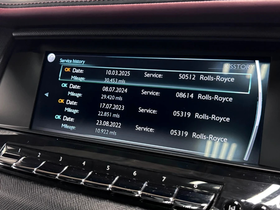 Rolls-Royce Cullinan Cullinan Black Badge Black #67