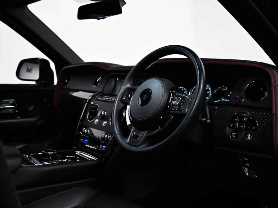 Rolls-Royce Cullinan Cullinan Black Badge Black #15