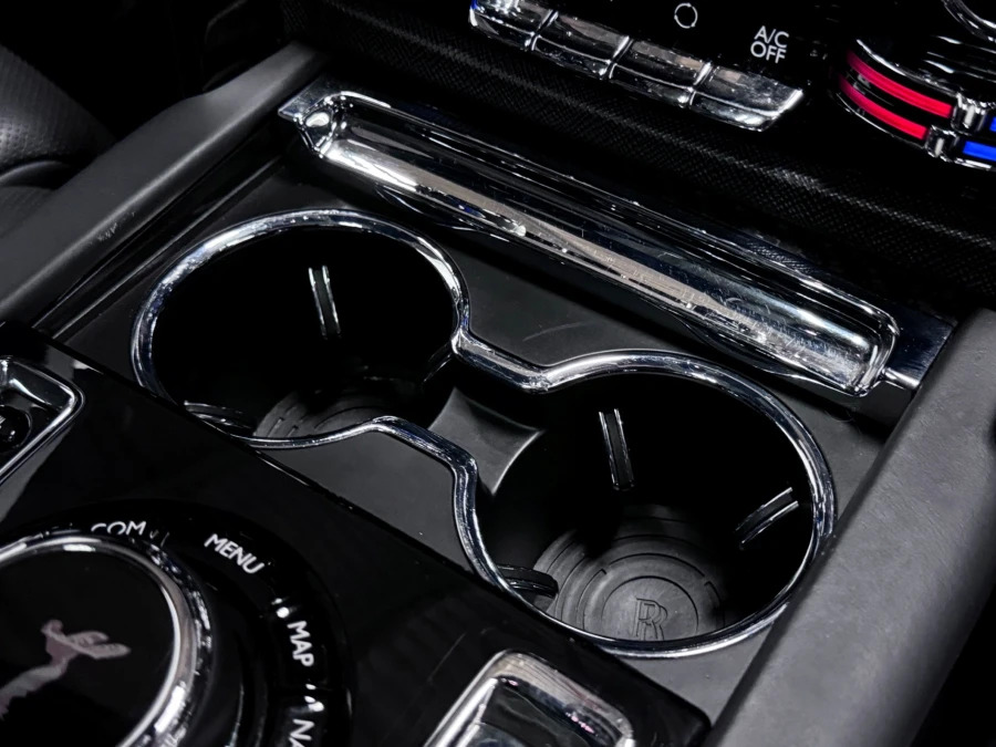 Rolls-Royce Cullinan Cullinan Black Badge Black #52