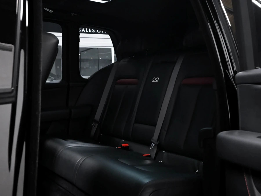 Rolls-Royce Cullinan Cullinan Black Badge Black #10