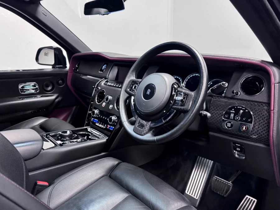 Rolls-Royce Cullinan Cullinan Black Badge Black #41