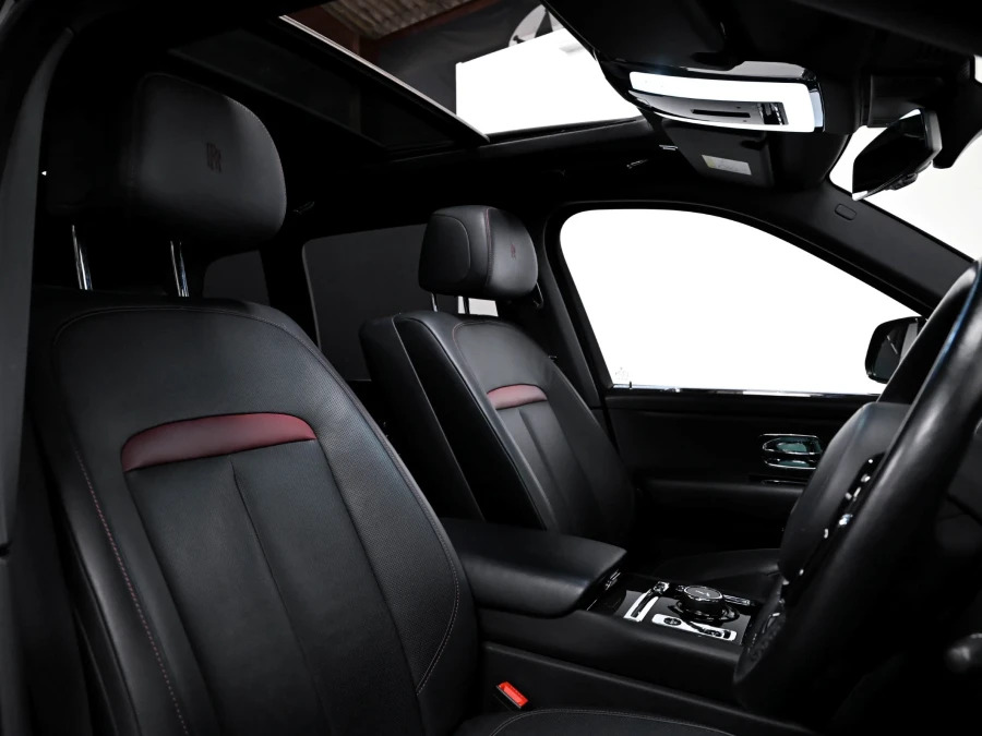 Rolls-Royce Cullinan Cullinan Black Badge Black #22