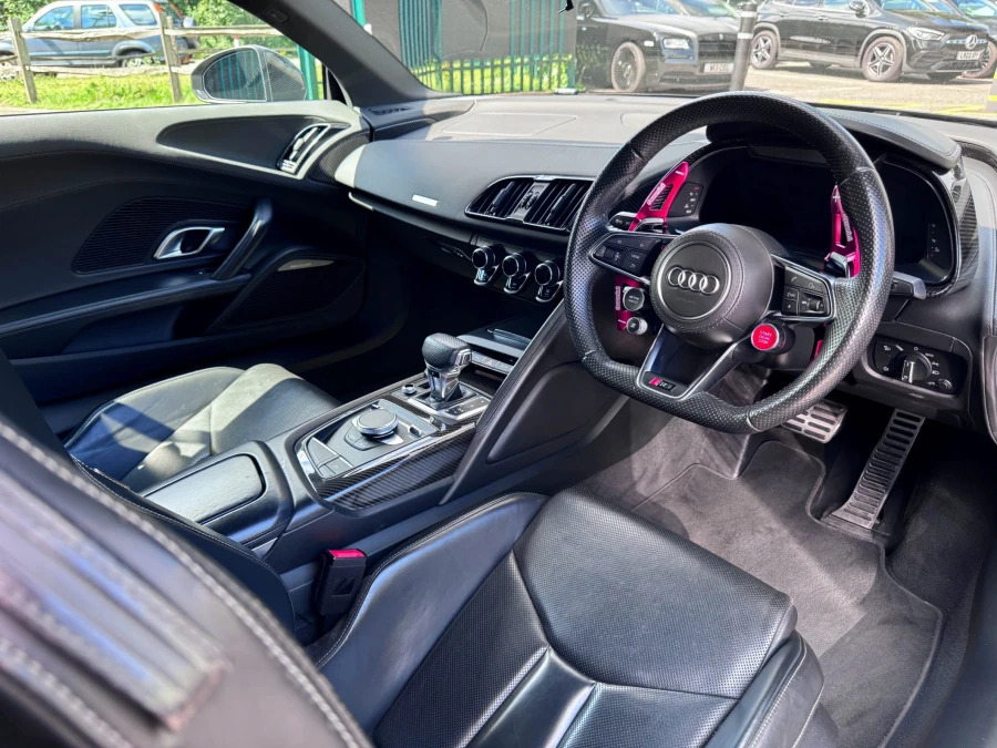 Audi R8 5.2 Fsi V10 Performance Coupe S Tronic Black #2