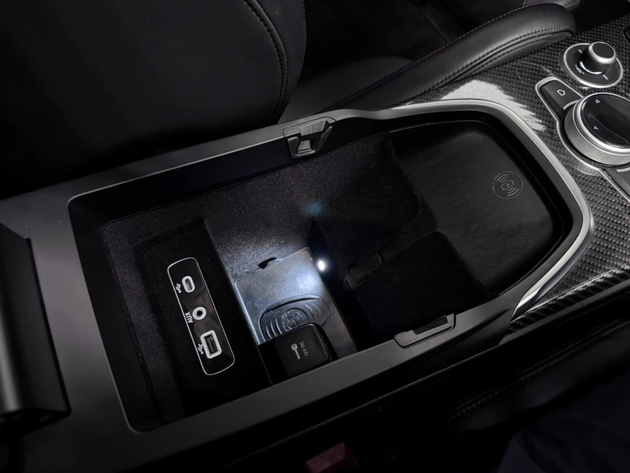 Alfa Romeo Stelvio Sprint #31
