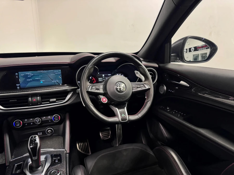 Alfa Romeo Stelvio Sprint #26