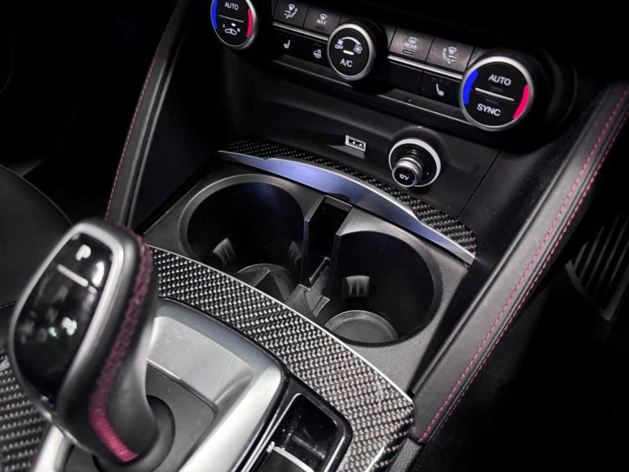 Alfa Romeo Stelvio Sprint #35