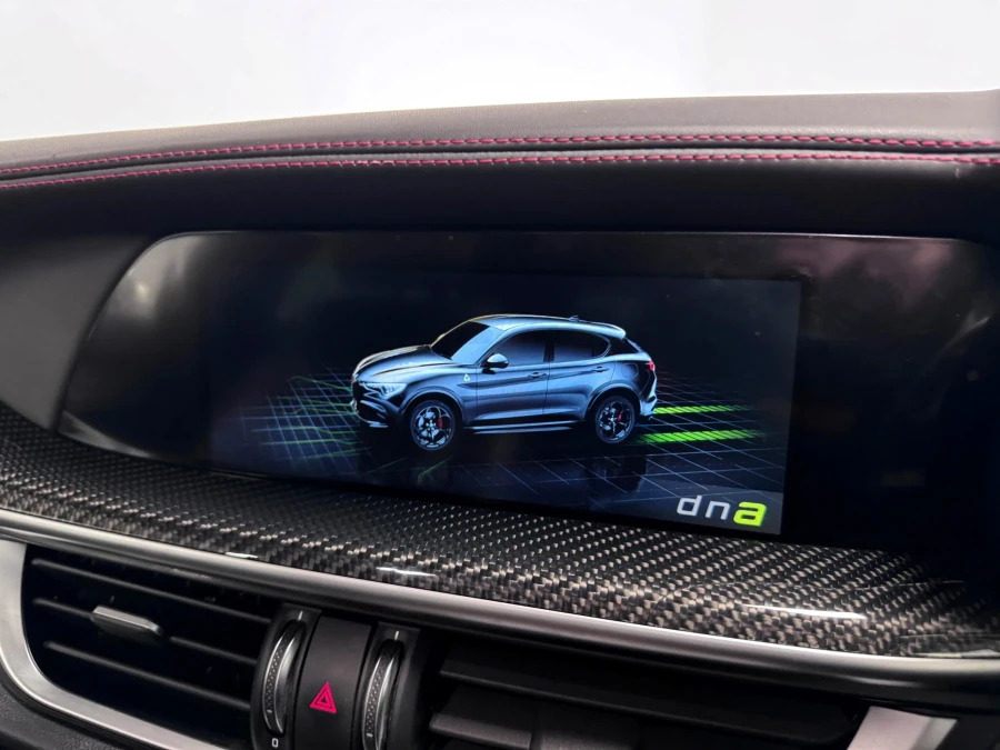Alfa Romeo Stelvio Sprint #49