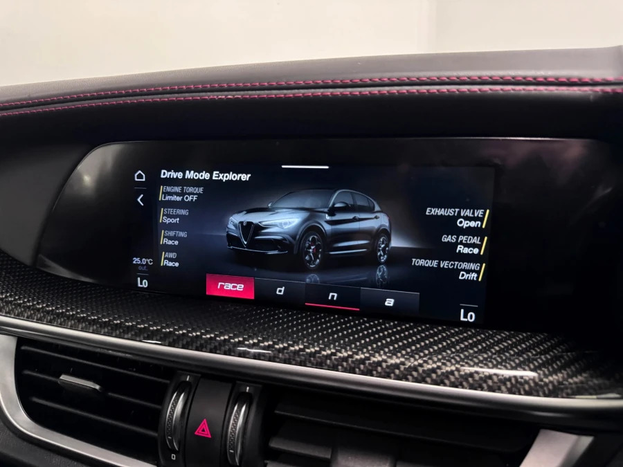 Alfa Romeo Stelvio Sprint #51