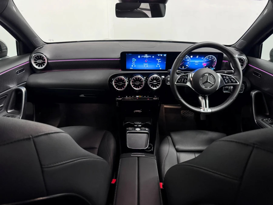 Mercedes-Benz A Class 1.3 A200h Mhev Sport Executive Hatchback Pet KP74VJL Black #2