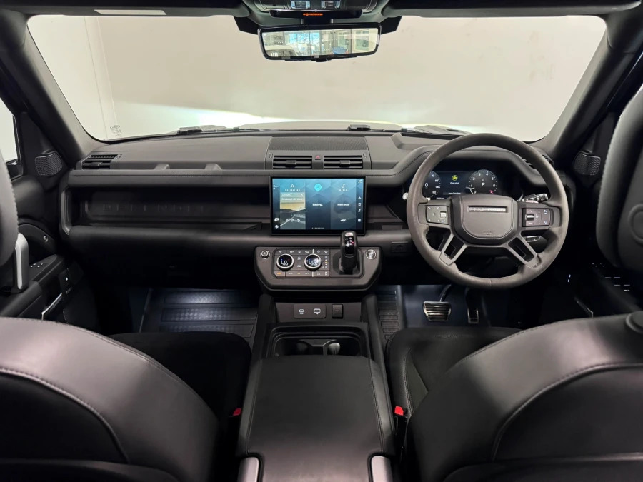 Land Rover Defender 110 5.0 P525 V8 Carpathian Edition Suv Grey #2