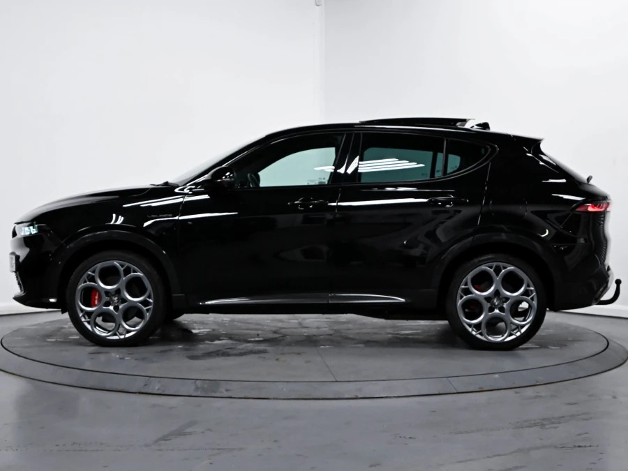 Alfa Romeo Tonale 1.3 Phev 280 At Q4 Veloce Black #4