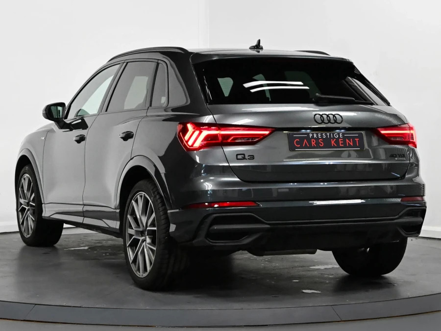 Audi Q3 2.0 Tdi 40 Black Edition Suv S Tronic Q Grey #3