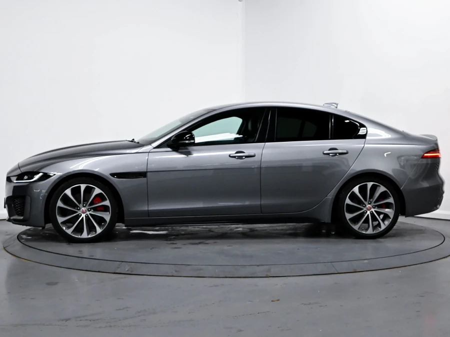 Jaguar XE 2.0 P250i R-dynamic Black Saloon E Grey #4