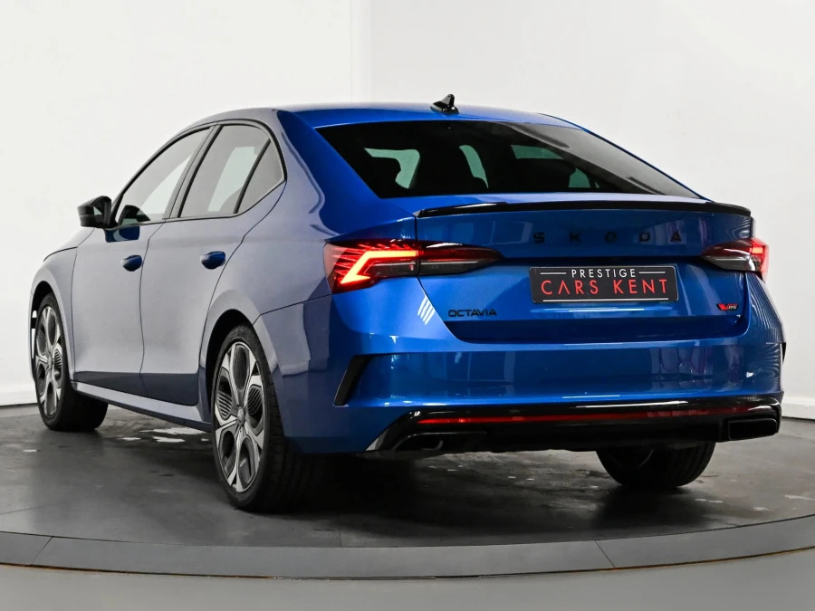 Skoda Octavia 2.0 Tsi Vrs Hatchback Dsg Euro 6 Ss MM25UBZ Blue #3