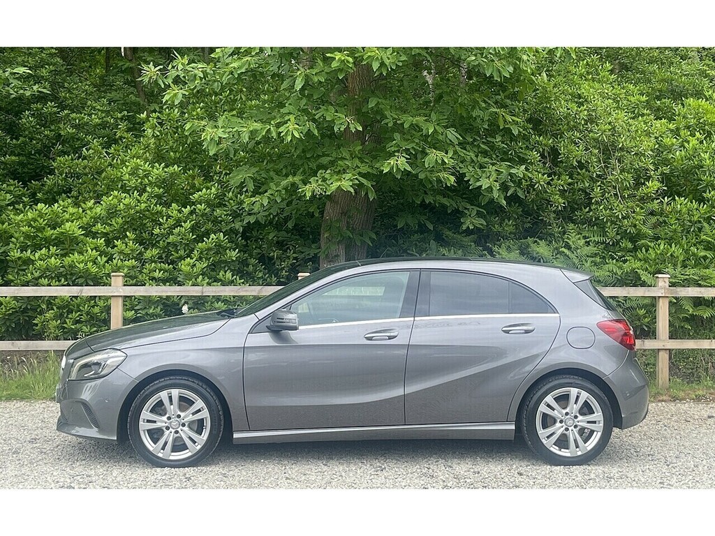 Mercedes-Benz A Class A200d Sport GY17UAE Black #6