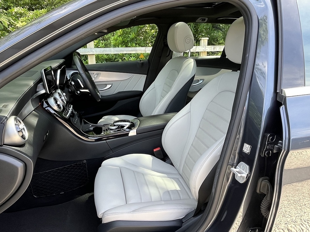 Mercedes-Benz C Class Coupe Silver #19