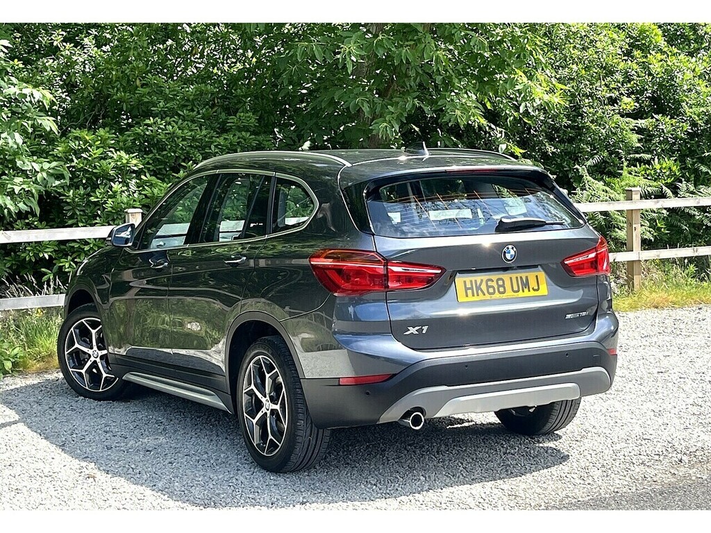 BMW X1 18I Xline Black #5