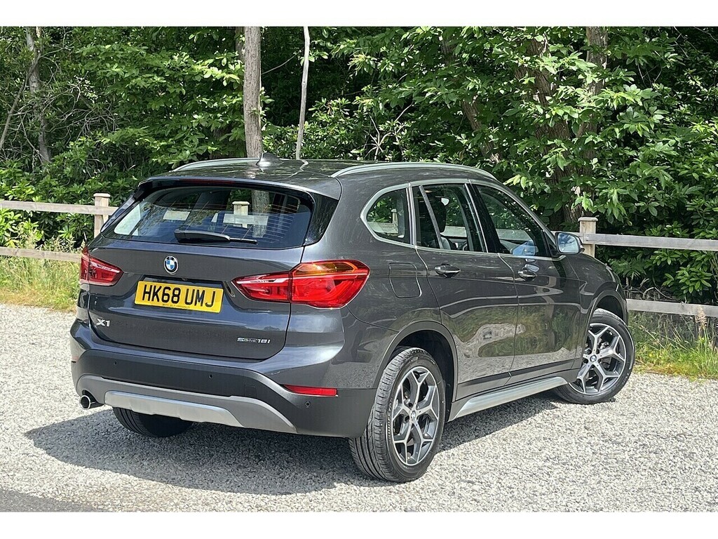 BMW X1 18I Xline Black #4