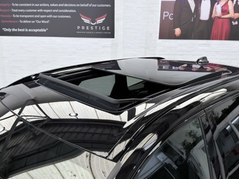 Volvo XC60 B5 Ultra Black Black