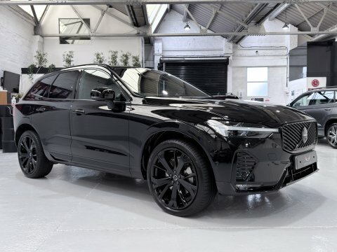 Volvo XC60 B5 Ultra Black Black #5
