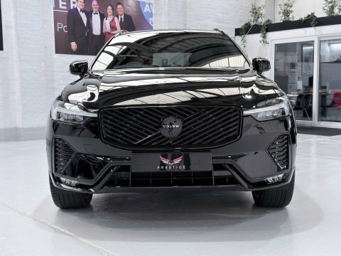 Volvo XC60 B5 Ultra Black Black #6