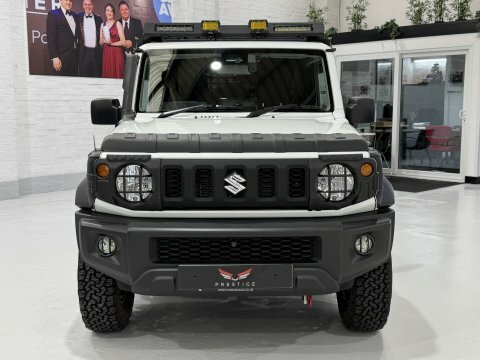 Suzuki Jimny Allgrip White #6