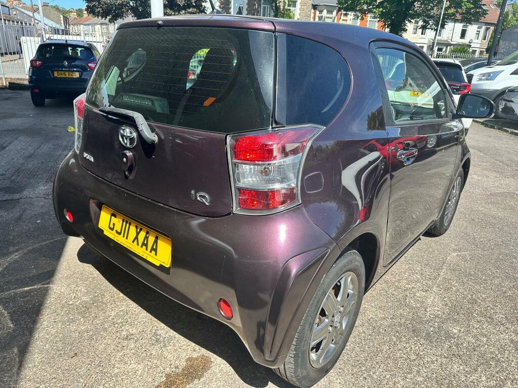 Toyota IQ Hatchback 1.0 Vvt-i 2 Euro 5 201111 Purple #2