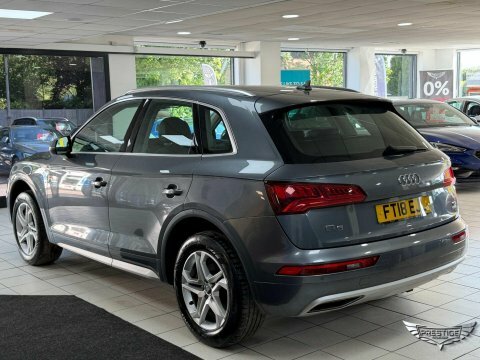 Audi Q5 2.0 Tdi Se FT18EJL Grey #4