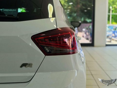 Seat Ibiza 1.0 Tsi Fr YS23NYN White #6