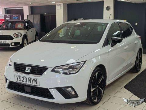 Seat Ibiza 1.0 Tsi Fr YS23NYN White #2