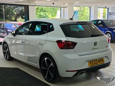 Seat Ibiza 1.0 Tsi Fr YS23NYN White #4