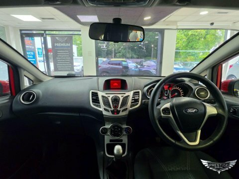 Ford Fiesta 1.4 Titanium 96 Bhp Black #11