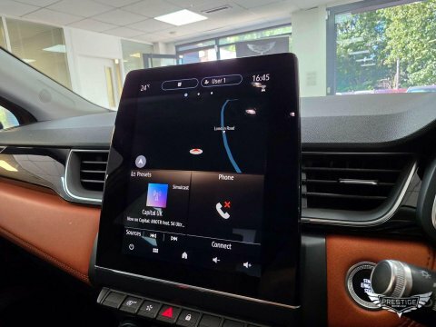 Renault Captur 1.0 Tce Iconic Suv Black #63