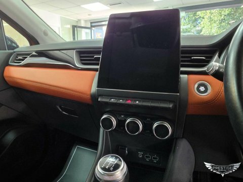 Renault Captur 1.0 Tce Iconic Suv Black #22