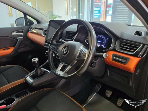 Renault Captur 1.0 Tce Iconic Suv Black #59