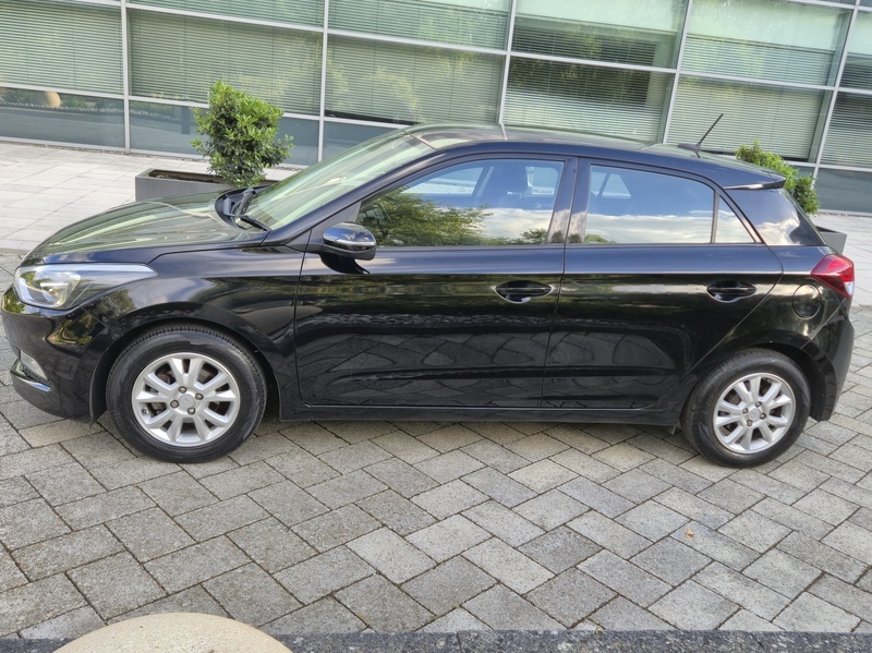 Hyundai I20 1.2 Se Hatchback LG17OZJ Black #6