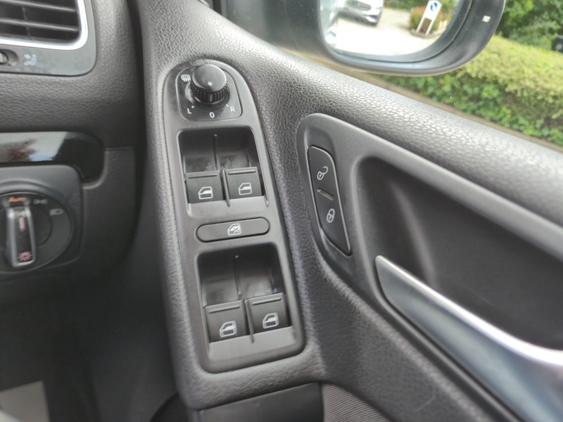 Volkswagen Golf Match Tdi Bluetech Black #26