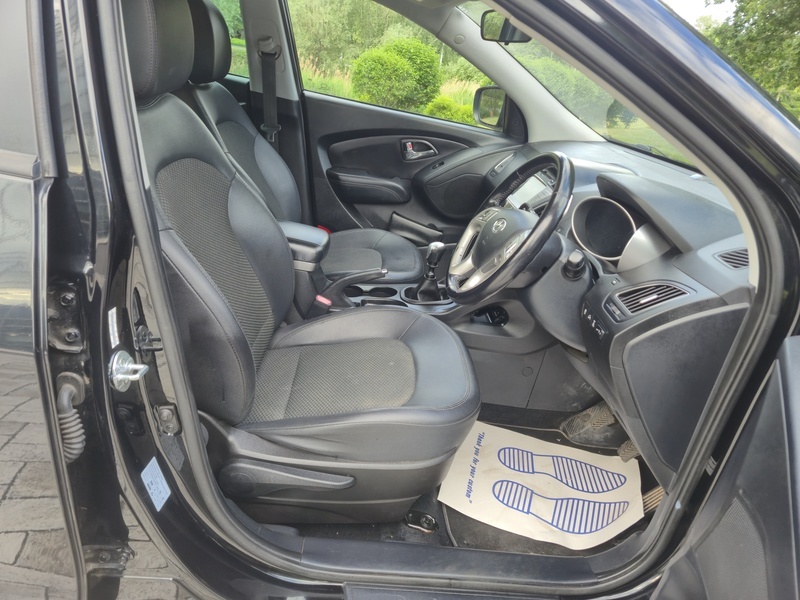 Hyundai Ix35 Crdi Style White #10