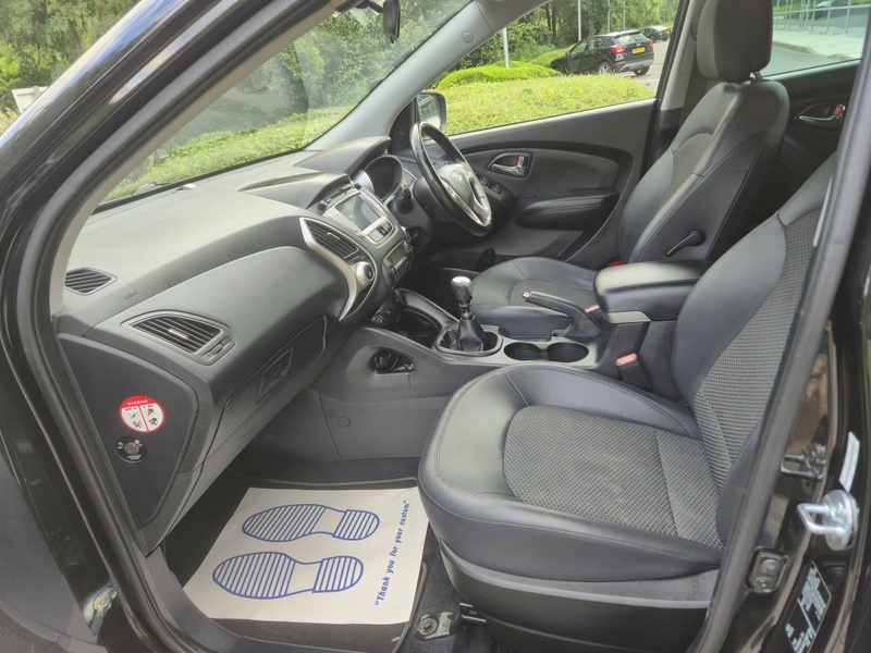 Hyundai Ix35 Crdi Style White #17