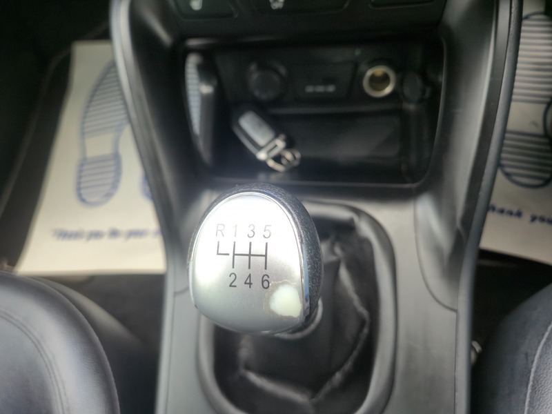 Hyundai Ix35 Crdi Style White #22