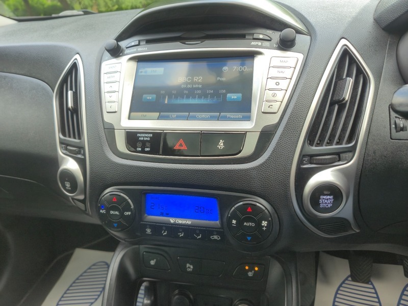 Hyundai Ix35 Crdi Style White #21