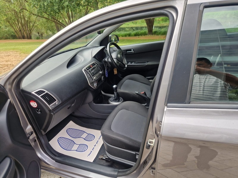Hyundai I20 1.2 Classic Hatchback White #12