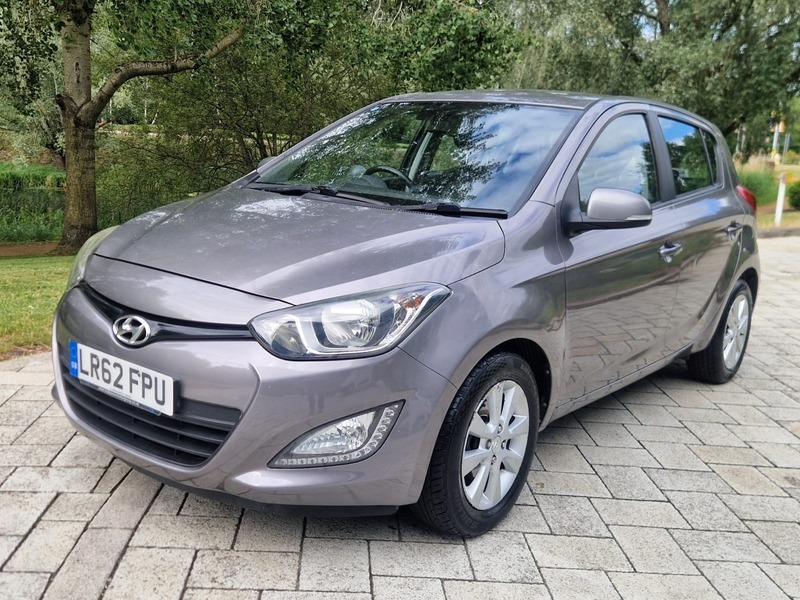 Hyundai I20 1.2 Style Hatchback Grey #2