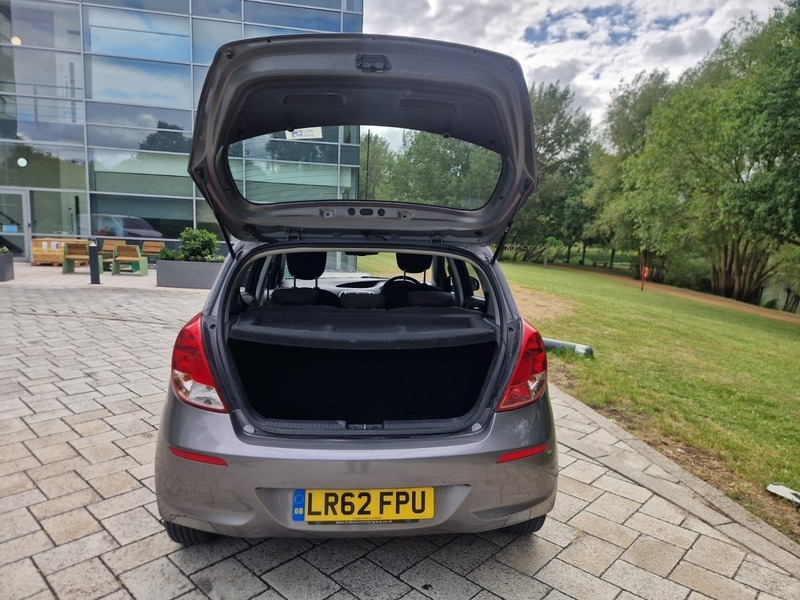 Hyundai I20 1.2 Classic Hatchback White #28